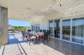 Apartments Maslina