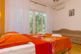 Apartments Maslina