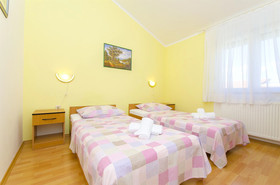 Apartments Maslina