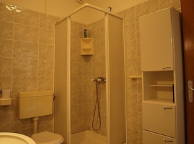 Apartments Janja Postira