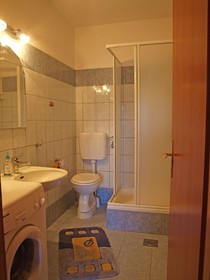 Apartments Janja Postira