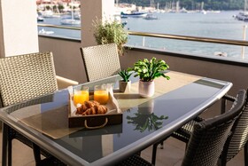 Apartments & Rooms Fisherman's Luck