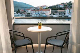 Apartments & Rooms Fisherman's Luck