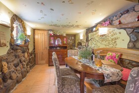 Holiday Home Fairytale Happy Rentals