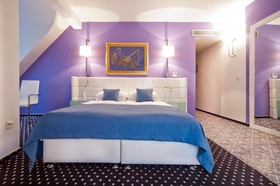 Phoenix Hotel