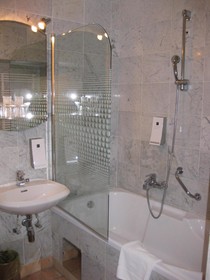 Phoenix Hotel