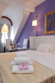 Phoenix Hotel