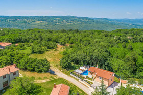 Villa Dina