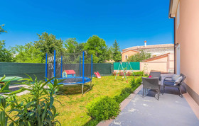 Villa Dina
