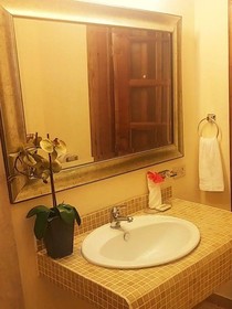 Abaka Bay Resort