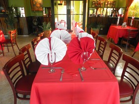 La Maison Hotel