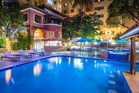 Occidental Royal Oasis Hotel