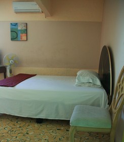 T-Ca Guest House & Resto