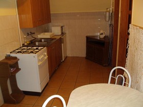 Erik Apartments