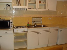 Erik Apartments
