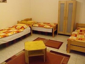 Erik Apartments