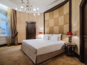 Anantara New York Palace Budapest Hotel