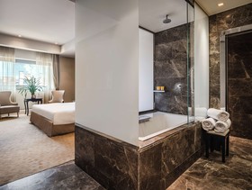 Anantara New York Palace Budapest Hotel