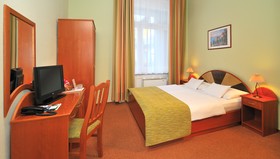 Baross City Hotel