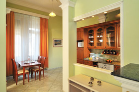 Baross City Hotel