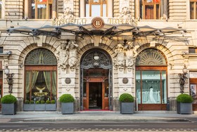 New York Palace Hotel & Residence