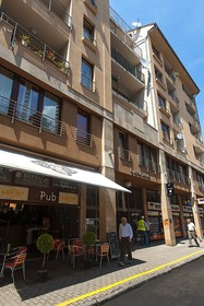 Broadway Hostel & Apartments