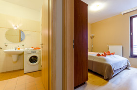 Broadway Hostel & Apartments