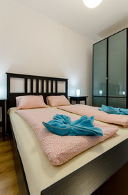 Broadway Hostel & Apartments