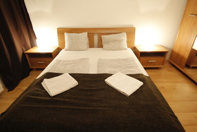 Broadway Hostel & Apartments