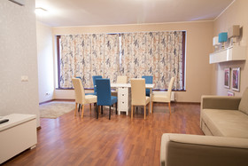 Broadway Hostel & Apartments