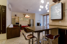 Broadway Hostel & Apartments