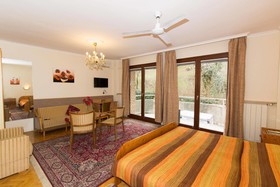 Budavar Pension