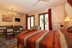 Budavar Pension