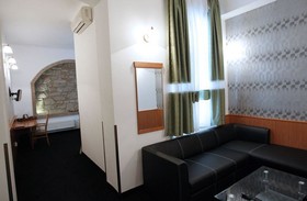 Budapest Griffin Guest House