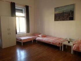 Caterina Hostel and Guesthouse