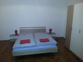 Caterina Hostel and Guesthouse