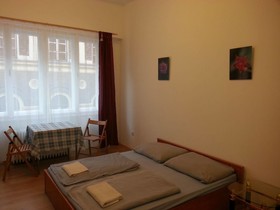 Caterina Hostel and Guesthouse