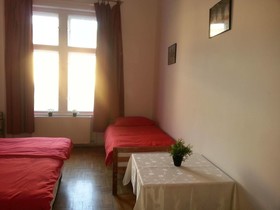 Caterina Hostel and Guesthouse
