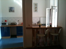 Caterina Hostel and Guesthouse