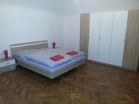 Caterina Hostel and Guesthouse