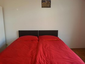 Caterina Hostel and Guesthouse