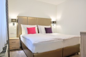 Silver Crown Hotel & Residence Palace Quarter