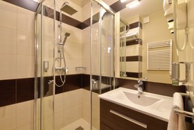 Silver Crown Hotel & Residence Palace Quarter