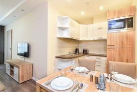 Silver Crown Hotel & Residence Palace Quarter
