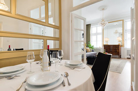 Chestnut & Eliza Suites