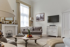 Chestnut & Eliza Suites