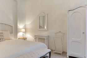 Chestnut & Eliza Suites