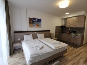 Corvin Holiday Apartments Hotel