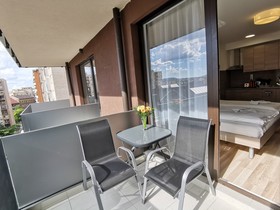 Corvin Holiday Apartments Hotel