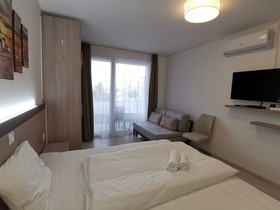 Corvin Holiday Apartments Hotel